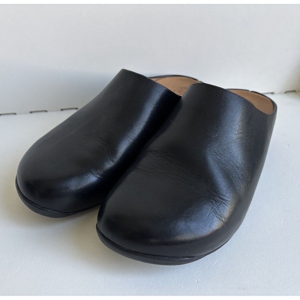 FitFlop Women's Shuv Clog Mules Shoes Slip On Sandals - Size 8 M Black Leather